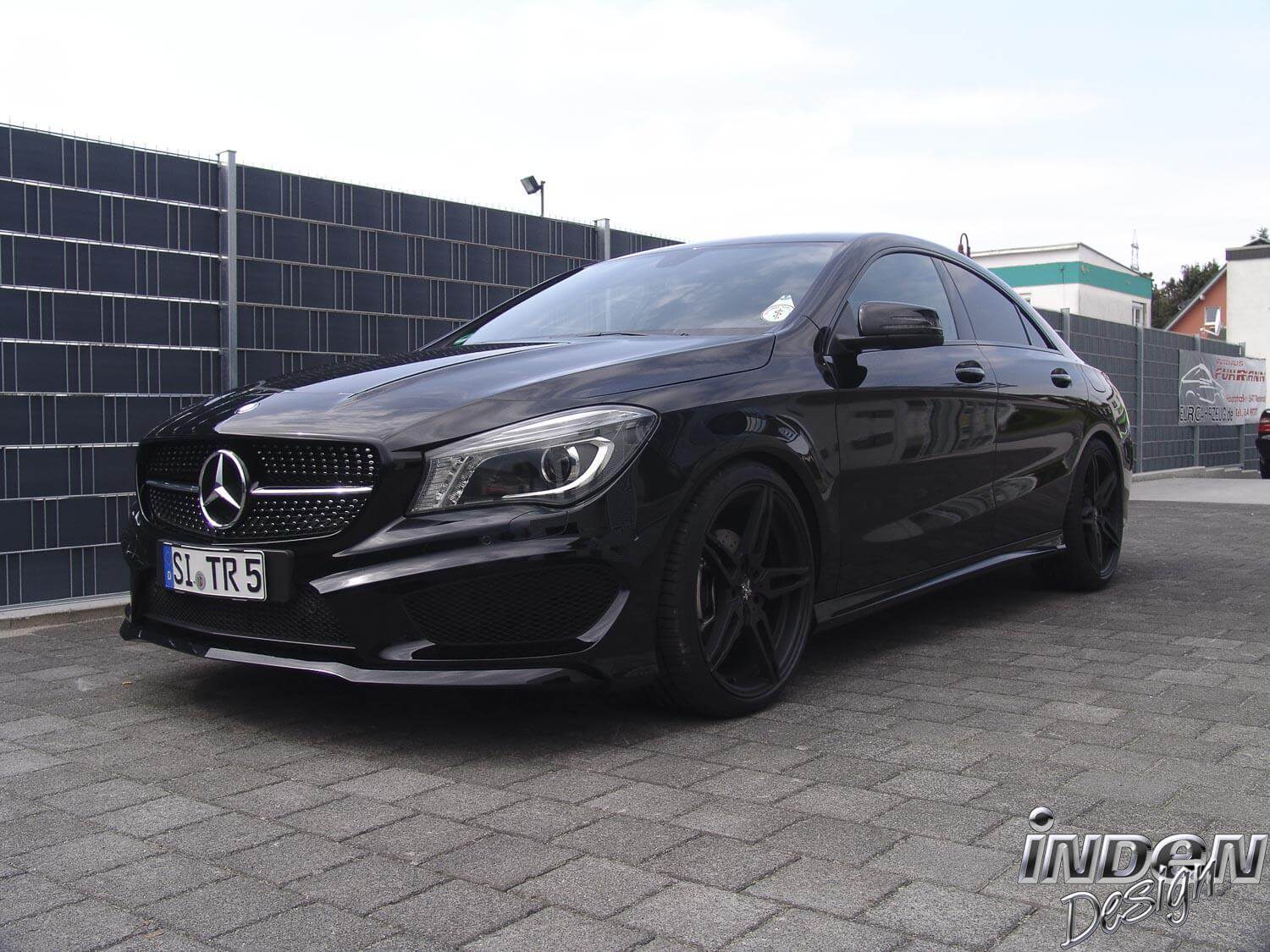 indendesign-mercedes-001