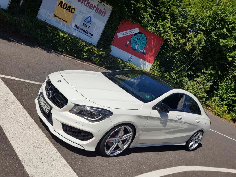 indendesign-mercedes--2