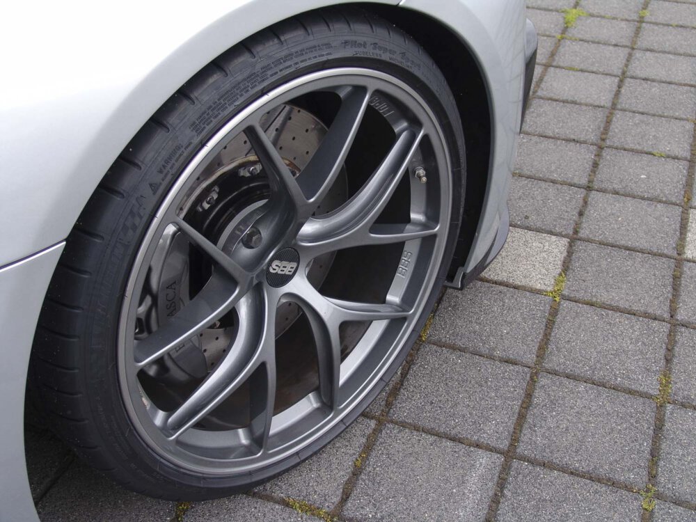 indendesign-mercedes--3