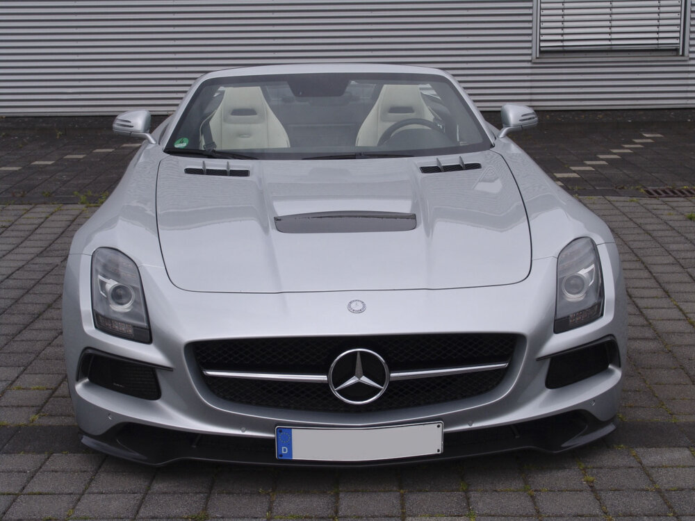 indendesign-mercedes--8