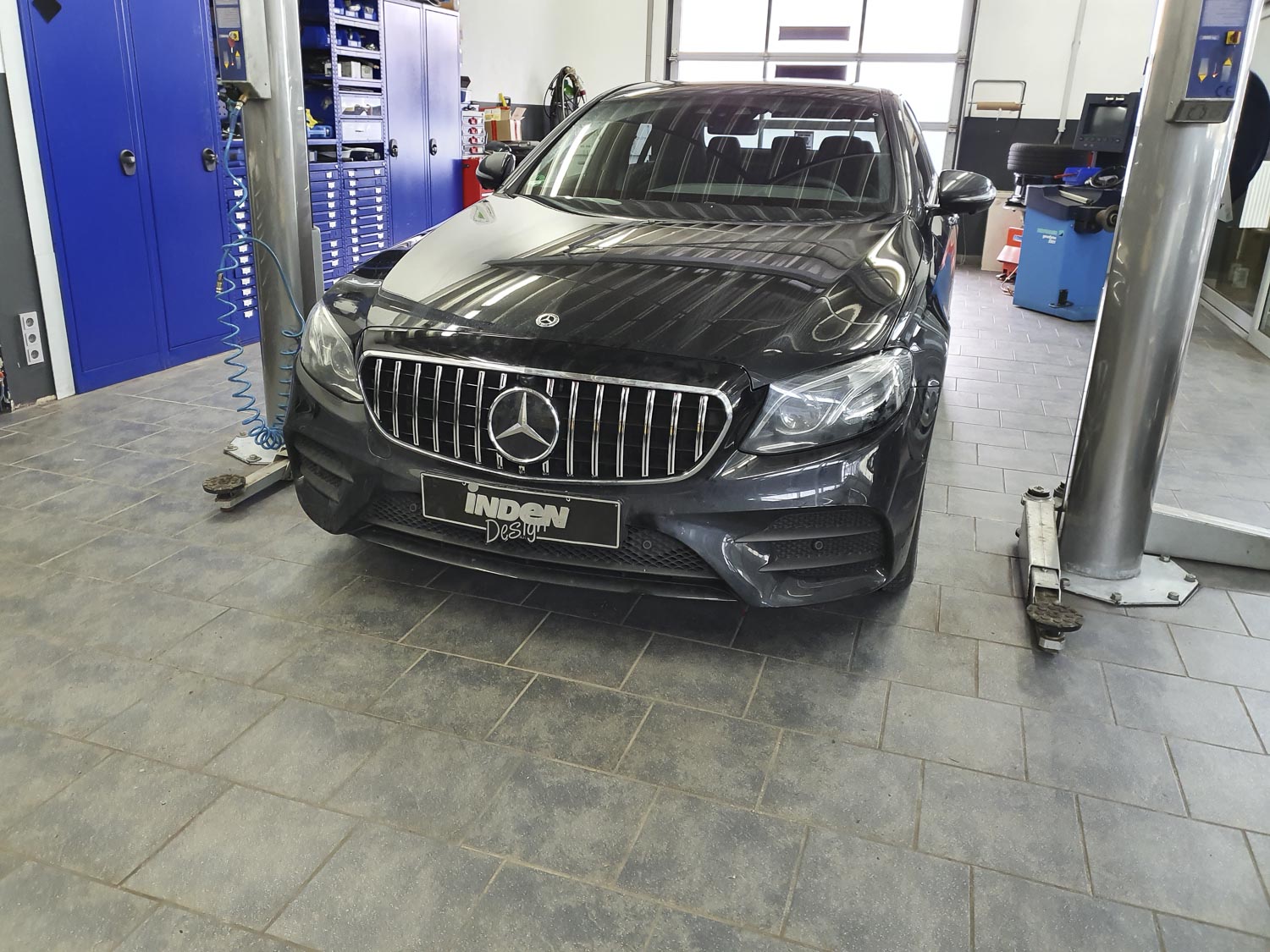 indendesign-mercedes–2